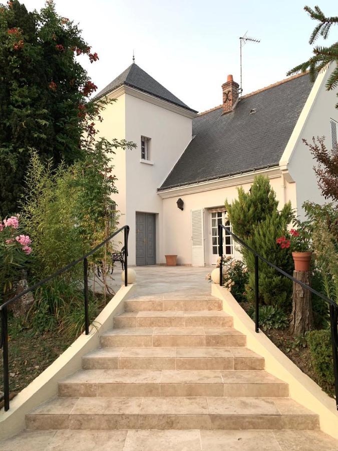 La Tour De Saint Cyr Saint-Cyr-sur-Loire Exterior foto